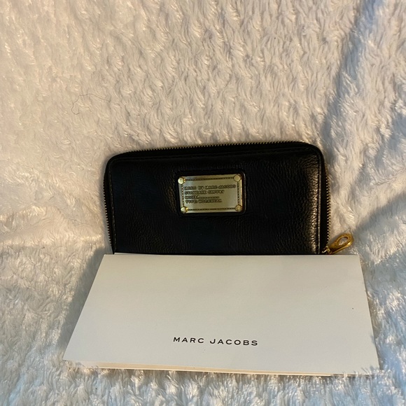 Marc By Marc Jacobs Classic Long Wallet - Picture 4 of 7